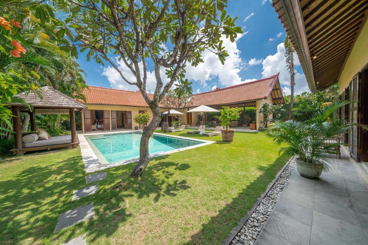 Rumi Villas Seminyak Exterior foto